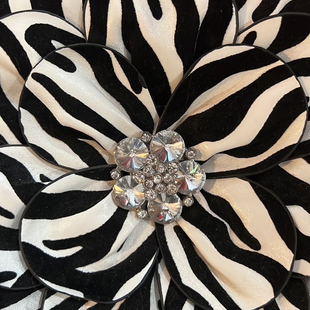 Stunning Red & Zebra Print Purse! - image 3